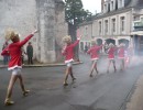 Majorettes Blois poings en l air 1280